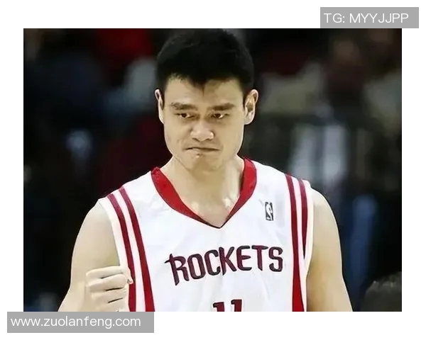 姚明振臂怒吼展现中国篮球精神激励年轻一代追逐梦想